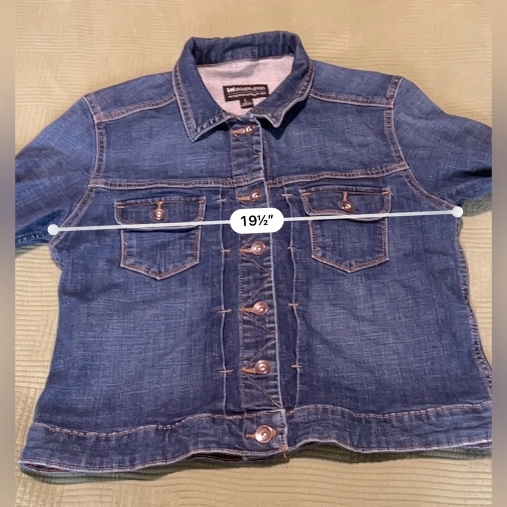 Lee Modern Series Trucker Style Denim Jacket Medium/Dark Wash Size L
